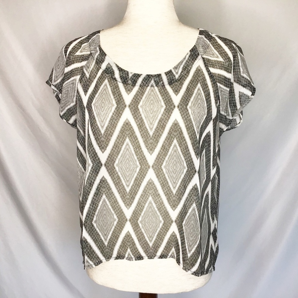 Chloe K Size S Blouse Semi Sheer Geo Tribal Short Sleeve Top Black Whi…